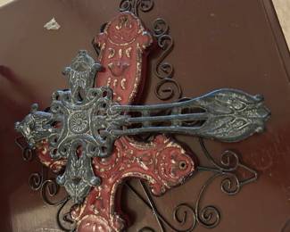 Cross Wal Decor