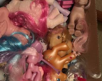 TONS of My Little Pony's