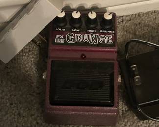 Vintage DOD FX69B Grunge Distortion Pedal - 1990's