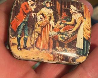 Small Vintage Tin Victorian Trinket/Pill Box