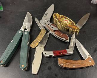 Collection of pocket knives
