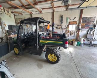 Garage kept like NEW 257 hours