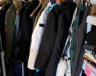 Snow ski apparel 