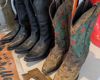 Dan Post ~ Laredo - Boots ~ Women's size 8/8.5