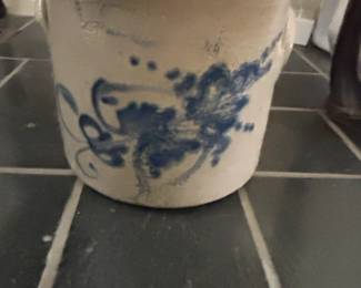 Antique Stoneware Crock with Blue Floral Decoration Possibly New York or Fort Edward Pottery