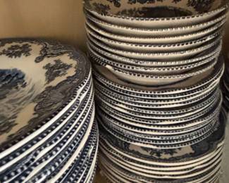 Blue Willow Pattern China Plates Churchill New Royal Wessex Tonquin Blue Chelsea