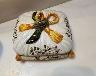 Vintage Ceramic Trinket Box
