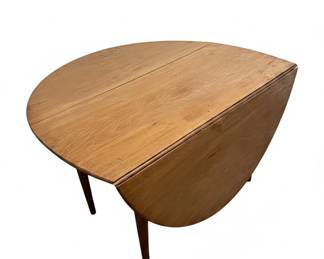 Queen Anne Style Drop Leaf Dining Table