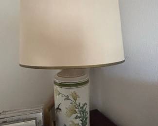 Vintage Chinoiserie Porcelain Table Lamp with Floral and Bird Motif