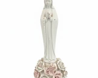 Set of Blanc de Chine Porcelain Figurines Buddha, Guanyin, Vase, Floral Arrangement fifth image