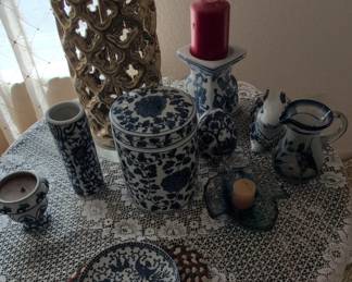 Blue and White Chinoiserie Porcelain Decorative Set
