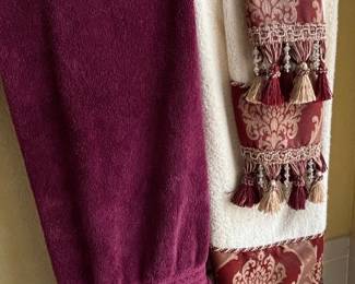 Croscill Damask  Tassel Embellished Towel Set