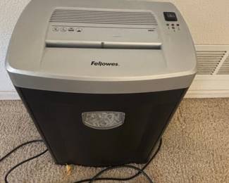 Fellowes DMC Shredder