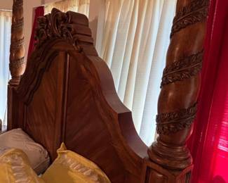 Michael Amini Eden Collection King Size Carved Mahogany Four Poster Canopy Bed fourth image