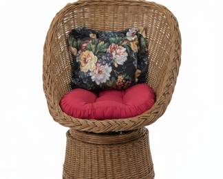 Wicker Peacock Chair with Cushions