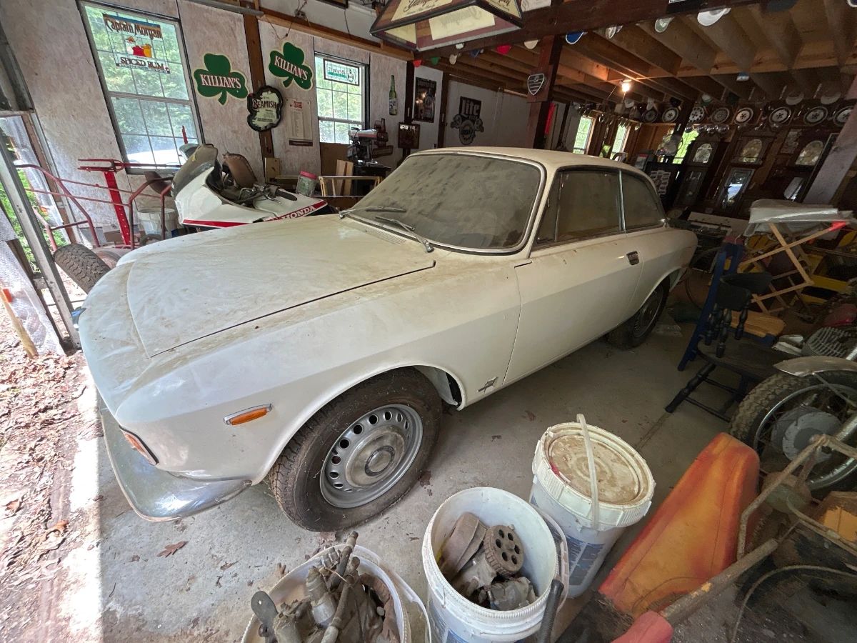 1967 ALFA-ROMEO GIULIA SPRINT GT VELOCE