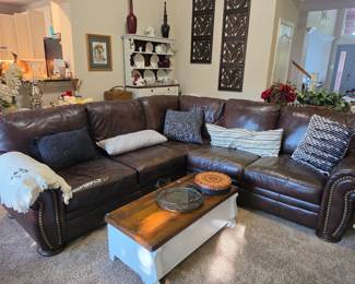 Gorgeous leather & hobnail sofa