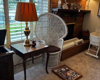 Papason peacock chair