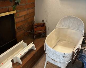 Vintage bassinet