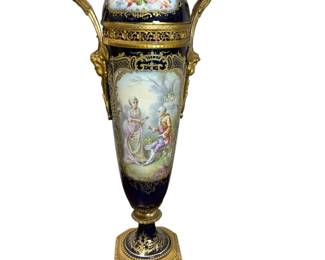19th Century Napoleon III Sevres Cobalt Blue Porcelain Covered Urn with Gilt Bronze Mounts (1846 )