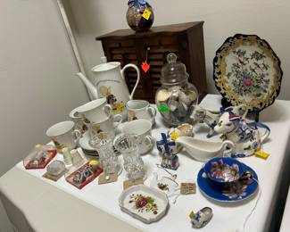 Vintage glassware and collectibles of all sorts