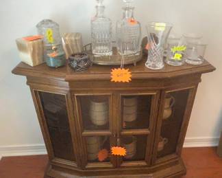 Vintage hauler for your table, filled with clay crocs