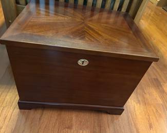 Small chest in great condition 