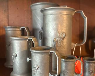 Vintage pewter Measuring set 