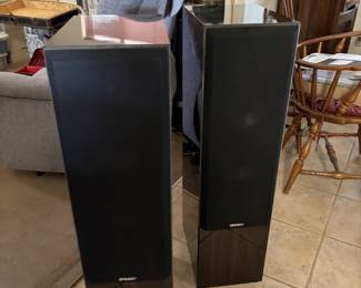 Energy Connoisseur C-6 Vintage Tower Speakers – Rosewood Finish – Made in Canada