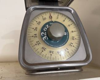 32 Ounce Kitchen Scale