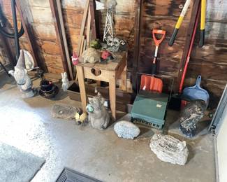 More yard critters, bird feeder, shovel, lopers