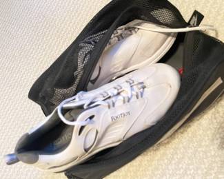 Footjoy golf shoes. Nearly new.