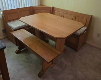 Corner Bench Kitchen Table