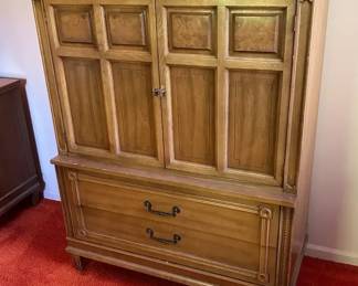 Vintage American Of Martinsville Chest Of Drawers