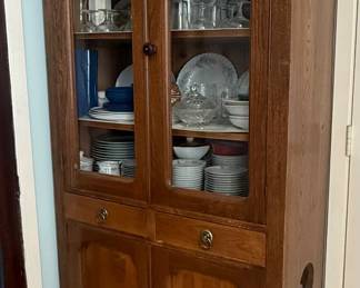 Primitive Pie Cabinet / Hutch