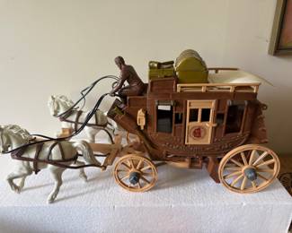 1950’s Ideal Roy Rogers Stagecoach (pretty sure his hat was lost on sone awesome adventure long ago) so being sold as is 🤓