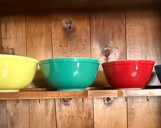 Excellent Condition Vintage Pyrex Nesting Bowls Excellent Condition