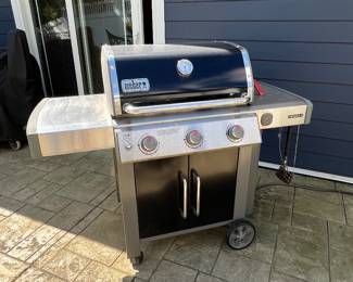 Weber Genesis II grill with natural gas hookup