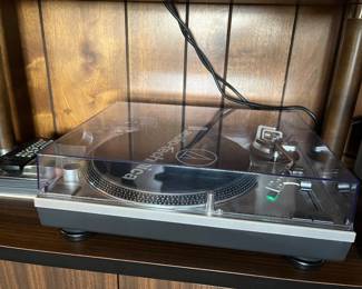 Audio Technica turntable