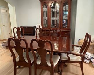 Dining Set with Matching China Cabinet, 6 chairs and 2 leaves