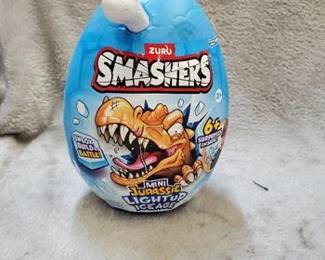 Smashers Mini Ice Age Blue Egg Animal Figure