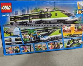 LEGO City 60337 Express Passenger Train