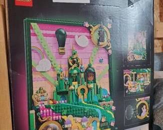 LEGO Wicked Emerald City Wall Art