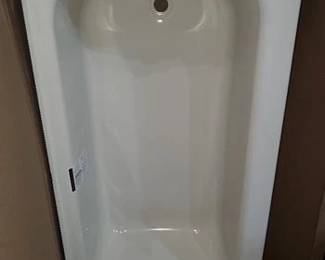 Maui 60 in. x 30 in. Soaking Bathtub with Right Drain in Bone