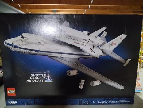 LEGO Icons Shuttle Carrier Aircraft