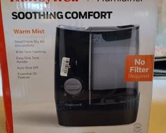 Honeywell 1 gal 70 sq ft Manual Filter-Free Humidifier