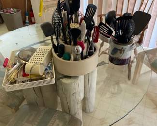 Kitchen Utensil Lot