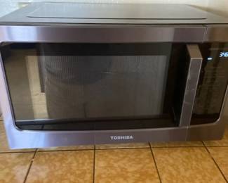Toshiba Countertop Microwave
