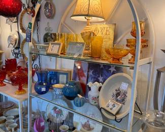 0604 Easy Street Vintiques