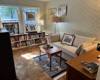Guest room , books and more art!